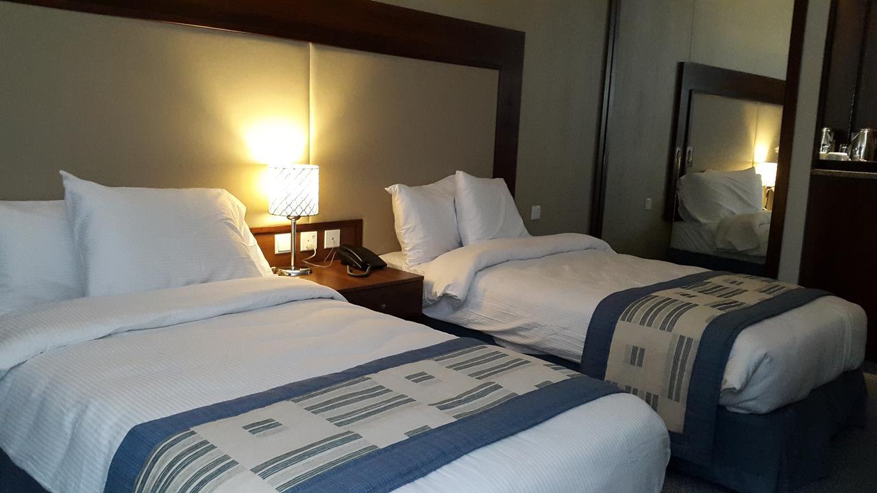 President Hotel Amman Luaran gambar